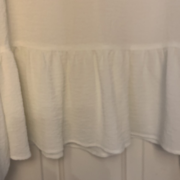 Express sheer white blouse, shirt, top NWOT - Picture 3 of 9